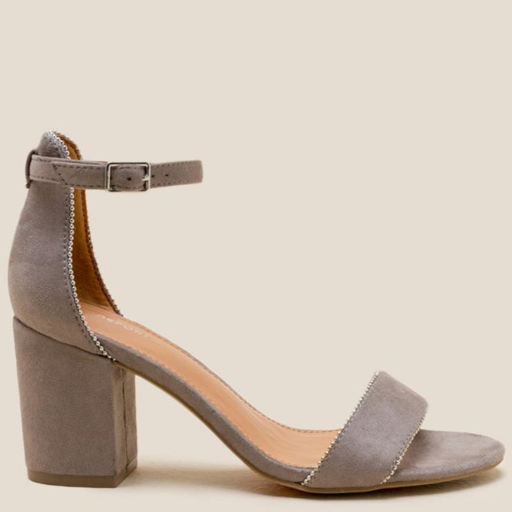 REPORT Suede Block Heel Sandals